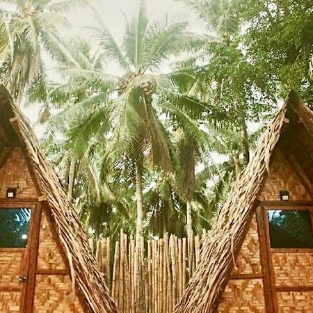 "Triangle Hut" Camp Fuego Siargao 호텔 Catangnan 외부 사진