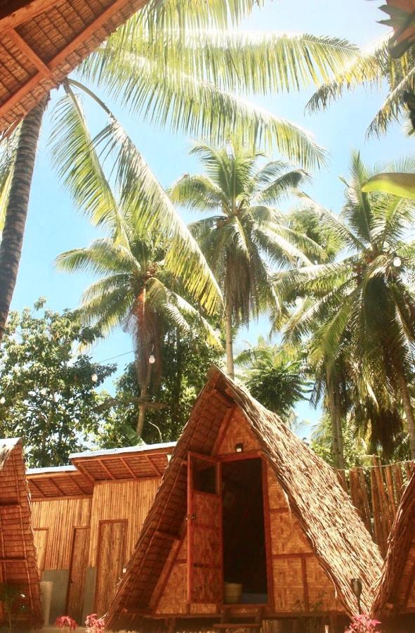 "Triangle Hut" Camp Fuego Siargao 호텔 Catangnan 외부 사진