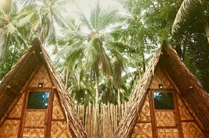 "Triangle Hut" Camp Fuego Siargao 호텔 Catangnan 외부 사진