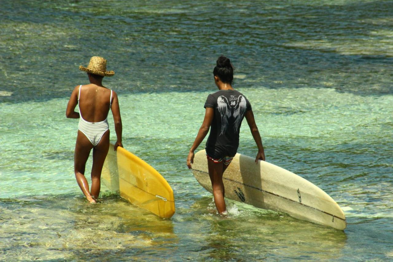 "Triangle Hut" Camp Fuego Siargao 호텔 Catangnan 외부 사진